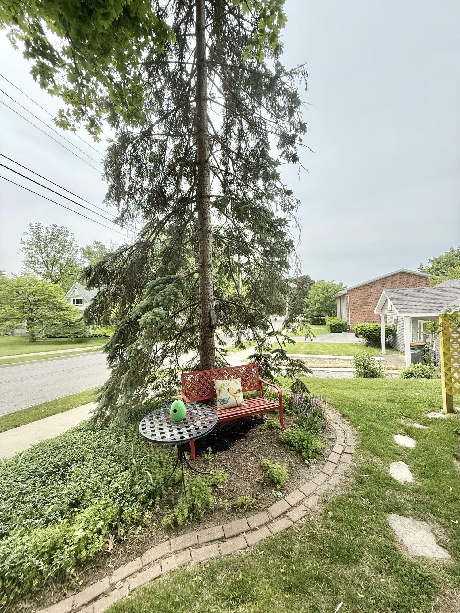 Property Photo: 805 Academy Street IN 46383