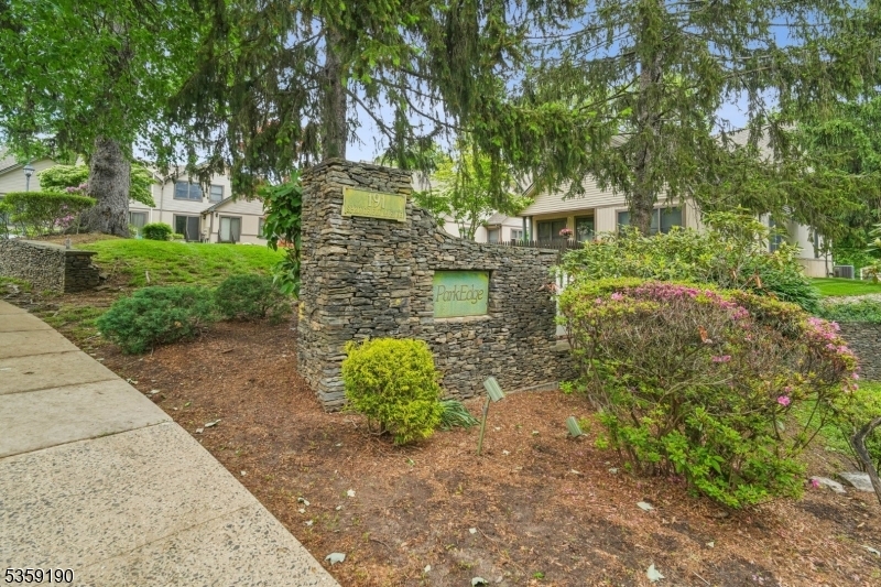 Property Photo: 83 Park Edge Condo NJ 07922