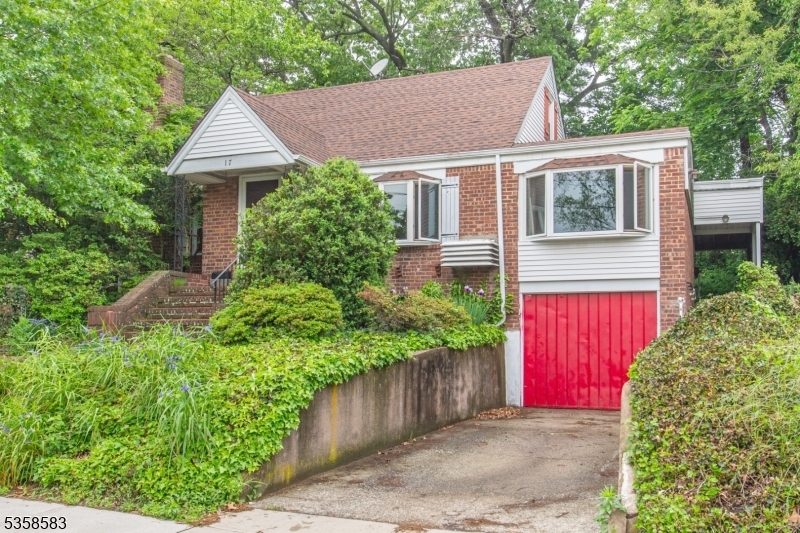 Property Photo: 17 Danna Way NJ 07663