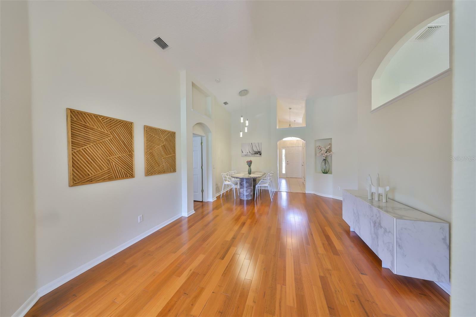 Property Photo: 14502 Pond Cypress Way FL 33626