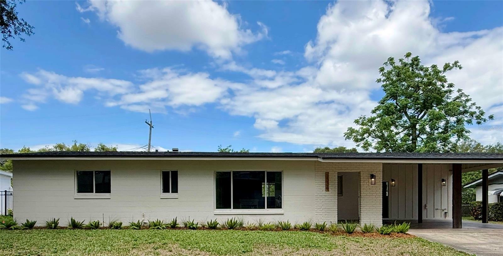 Property Photo: 1326 Edmundshire Lane FL 32806