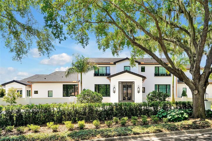 Property Photo: 5525 Isleworth Country Club Dr FL 34786