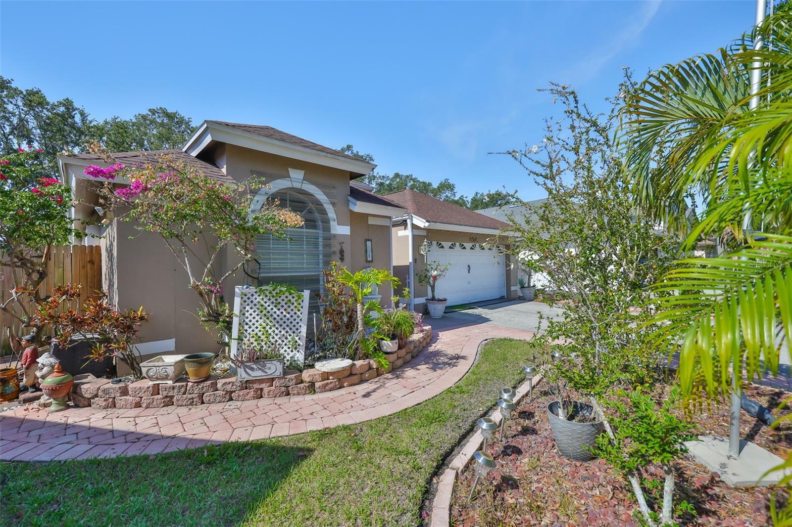 Property Photo: 8916 Southbay Drive FL 33615