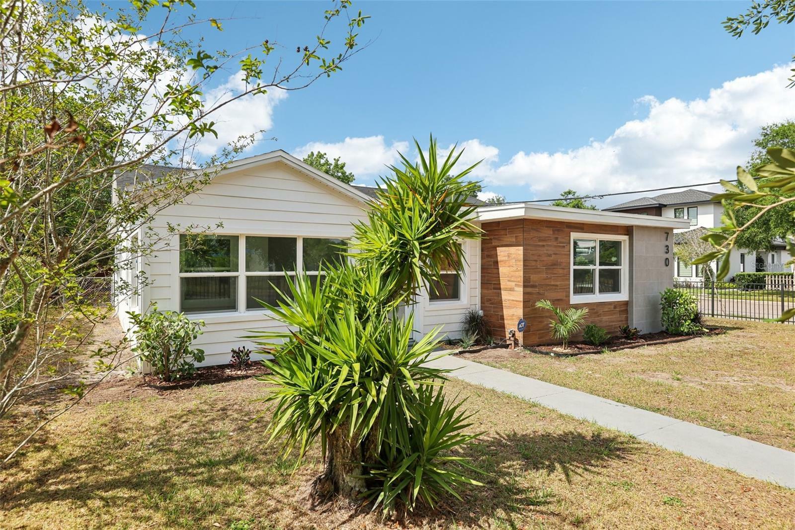 Property Photo: 730 W Swoope Avenue FL 32789