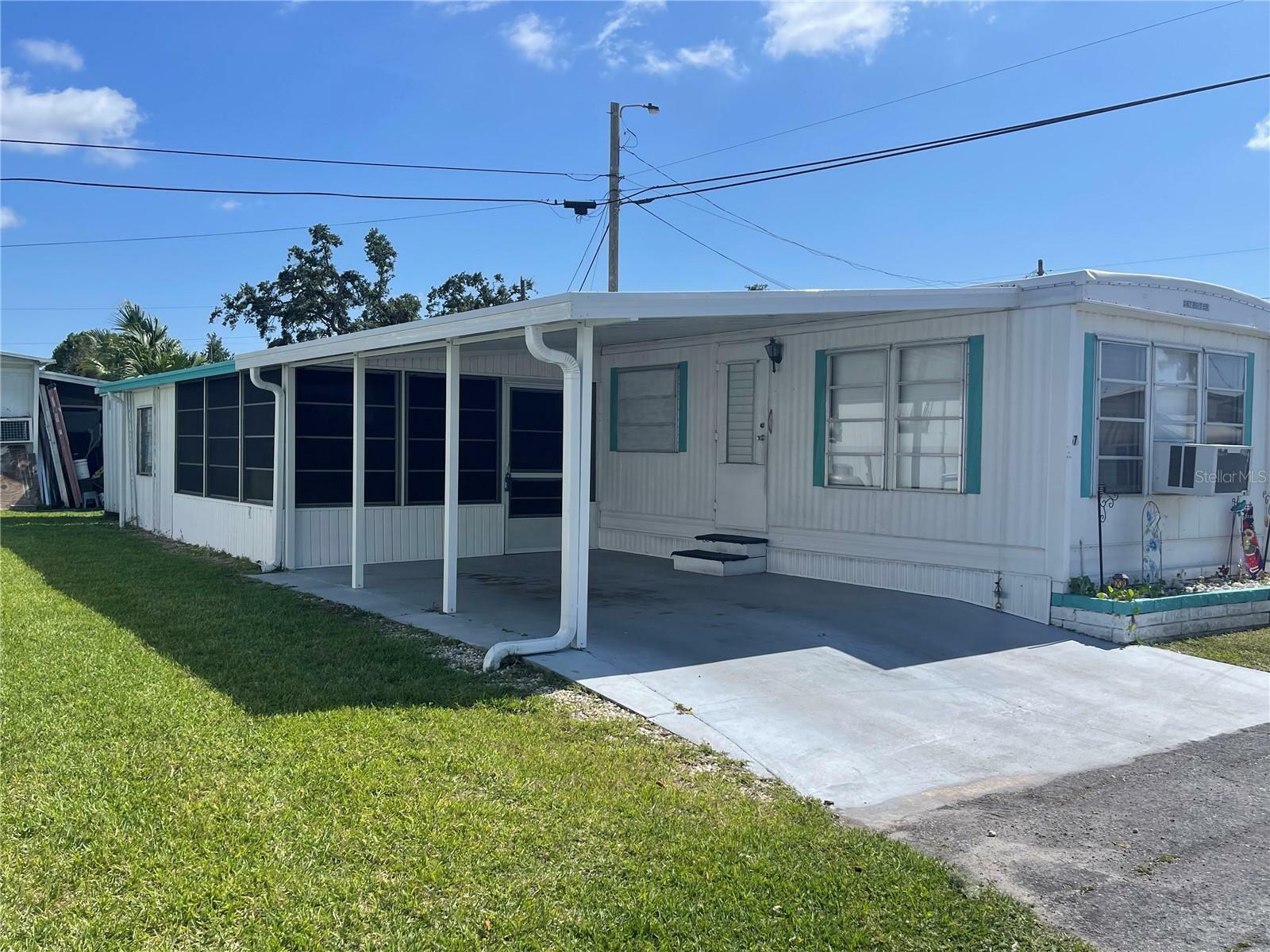 Property Photo: 267 Melody Lane FL 34221