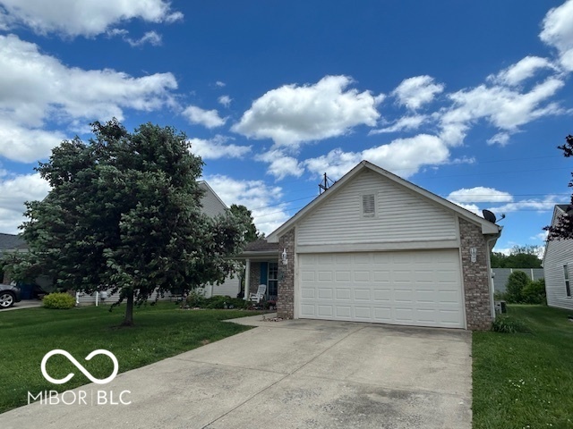 7733 Sergi Canyon Drive  Indianapolis IN 46217 photo