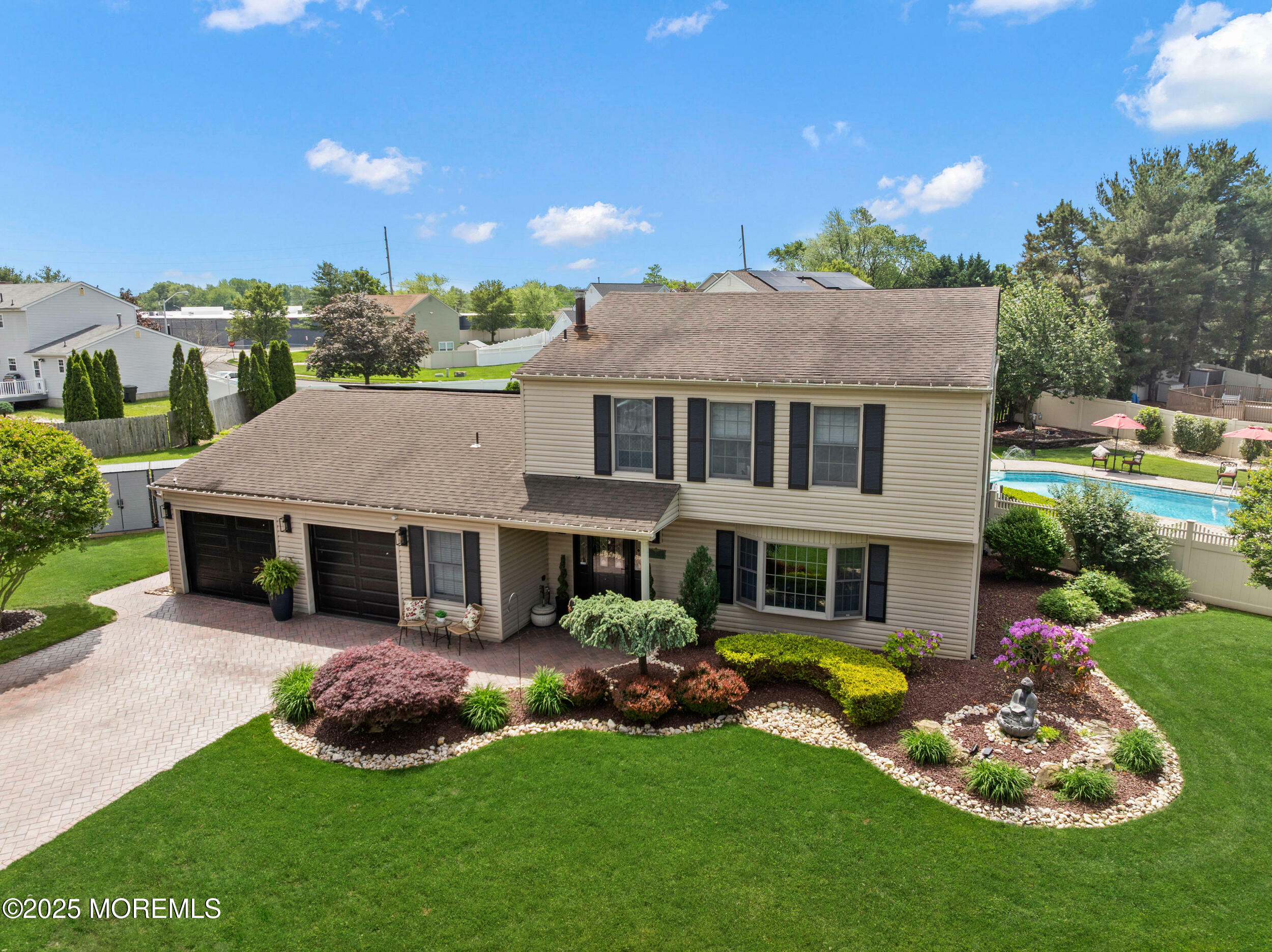 Property Photo:  7 Carlisle Court  NJ 07730 
