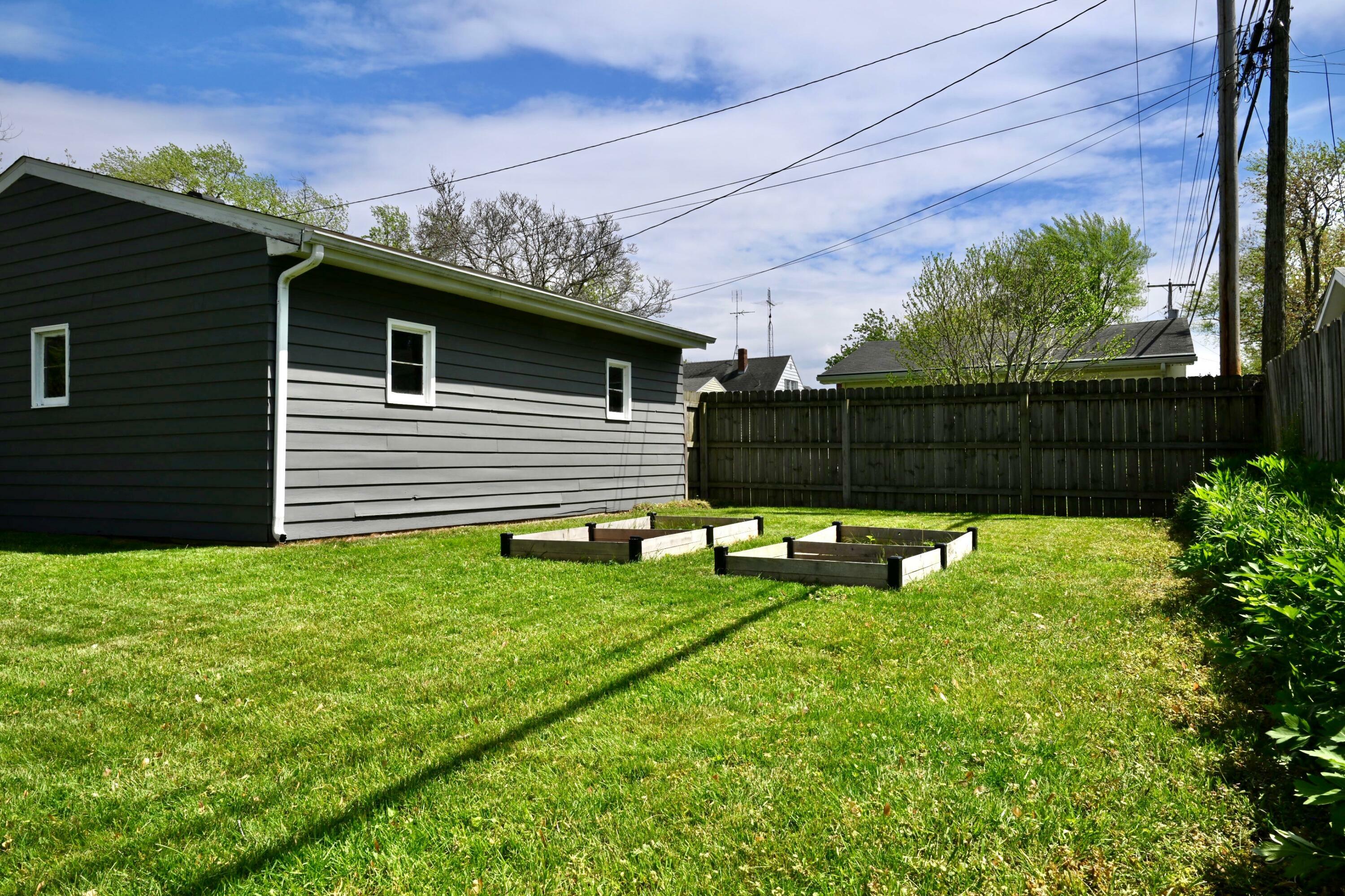 Property Photo: 2610 Willa Drive MI 49085