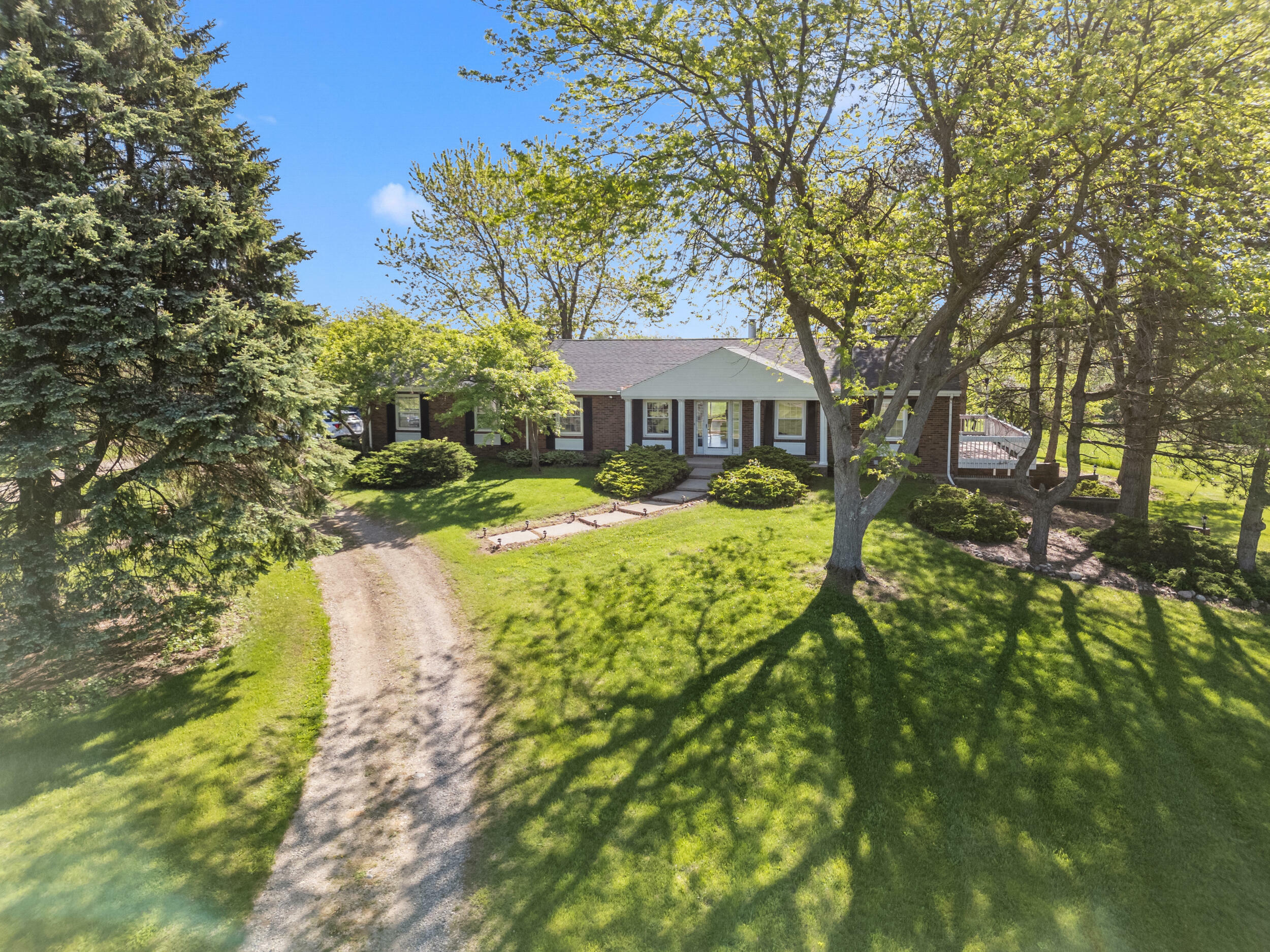 Property Photo: 3091 S Hillsdale Road MI 49242