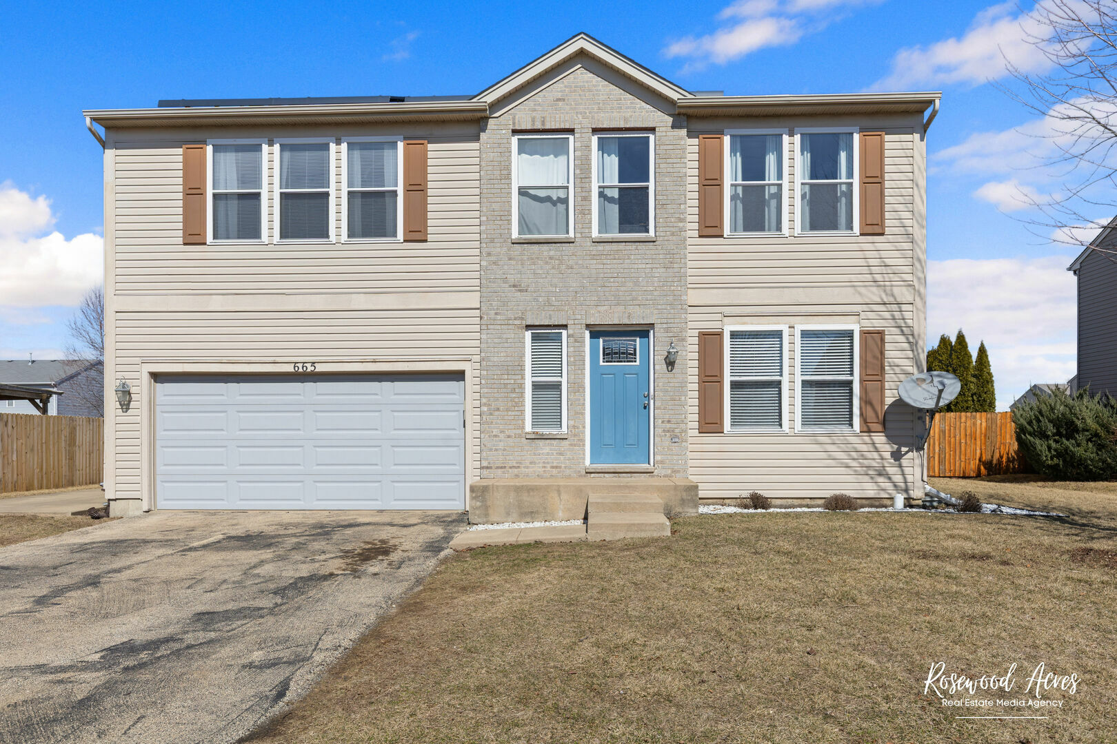 Property Photo: 665 Halfway Road IL 60914