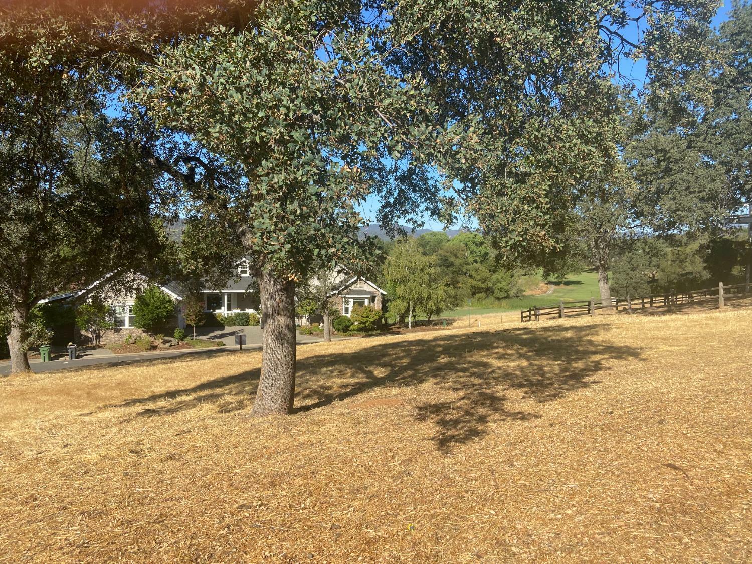 Property Photo: 507 Rosebush Court CA 95222