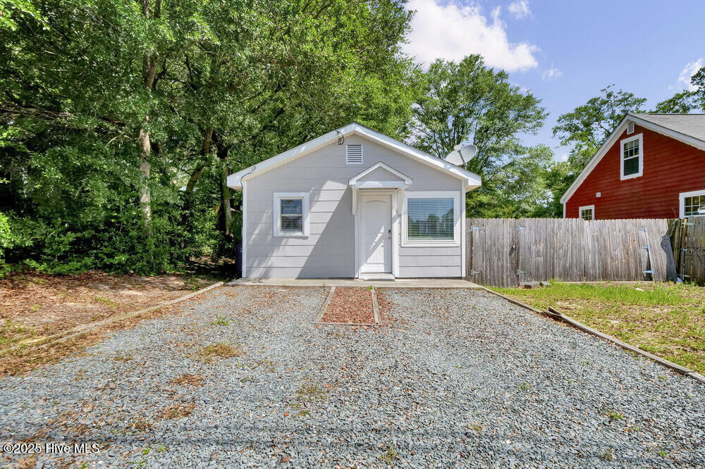 Property Photo: 323 Cape Fear Boulevard NC 28401