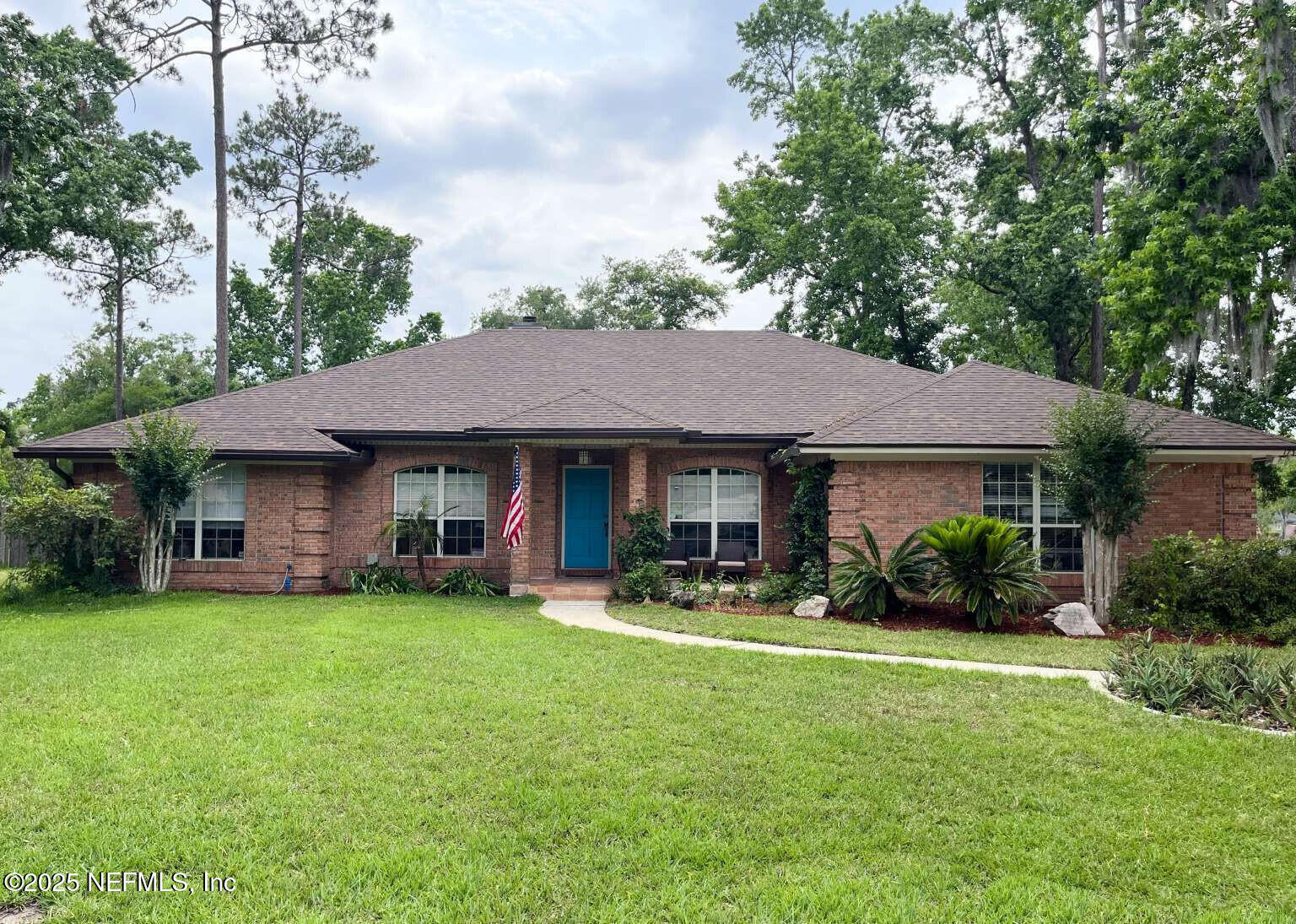 Property Photo:  1734 Alps Court  FL 32003 