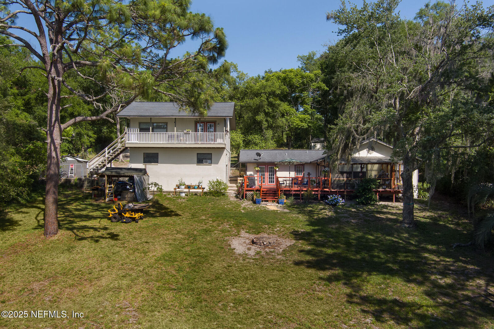 Property Photo:  7480 Paradise Lake Drive  FL 32656 