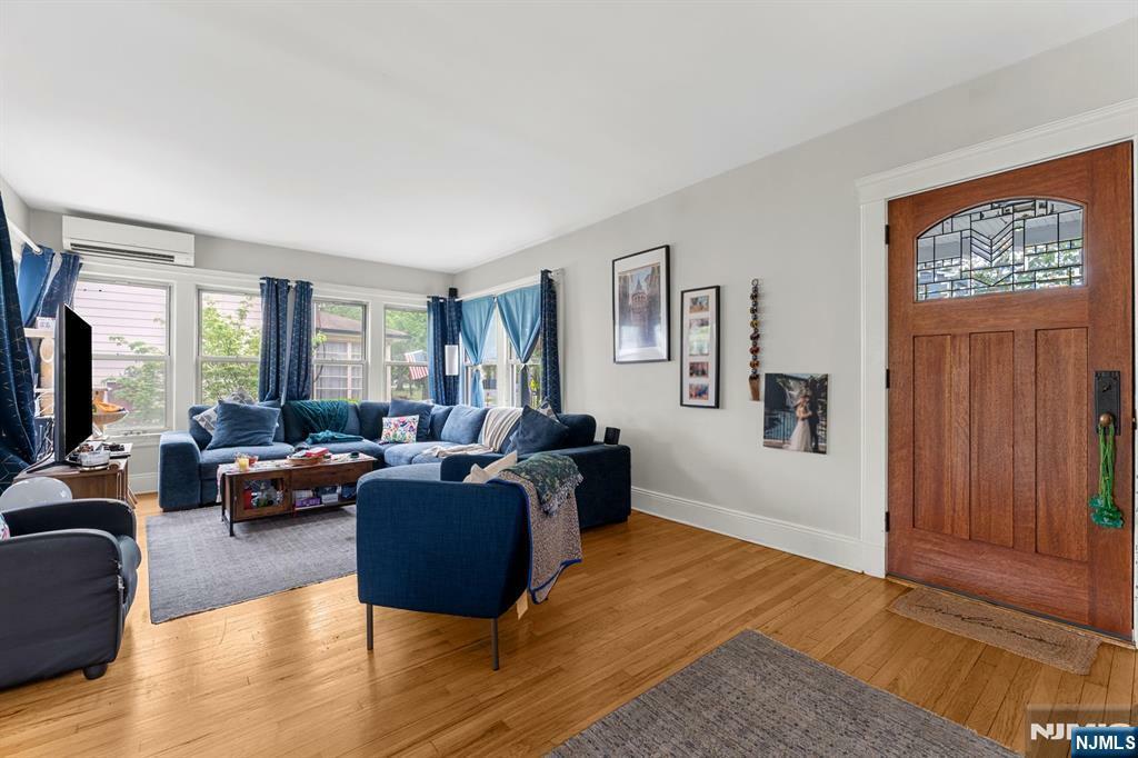 Property Photo: 901 Pierpont Street NJ 07065