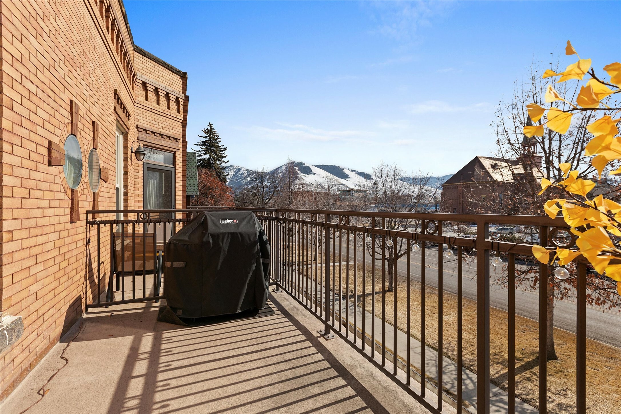 Property Photo: 432 W Spruce Street 202 MT 59802