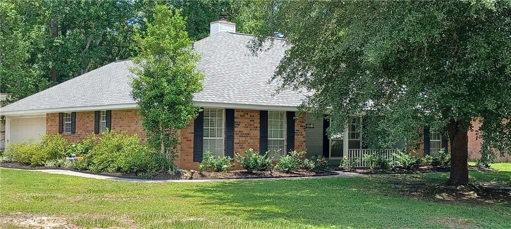 Property Photo:  658 Pierce Drive  LA 70448 