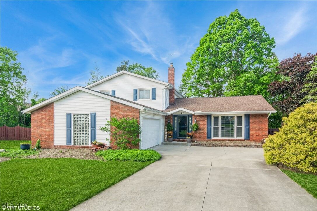Property Photo: 37 Monticello Drive OH 44212