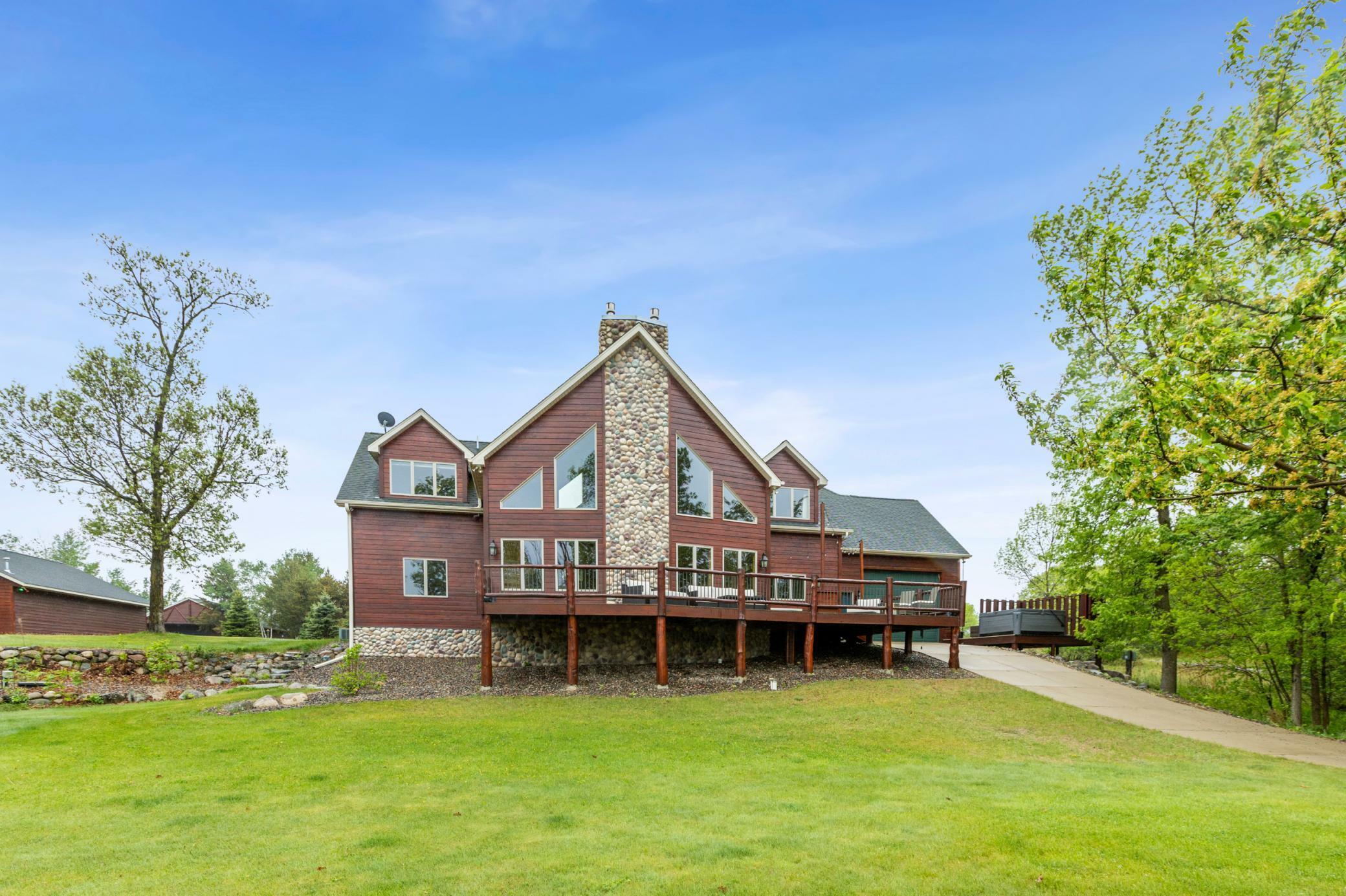 Property Photo: 5784 McGowan Road MN 56401