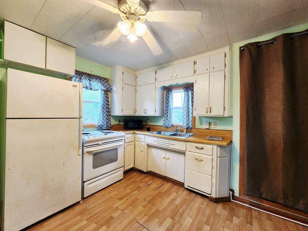 Property Photo: 200 Jessie Street MN 55764
