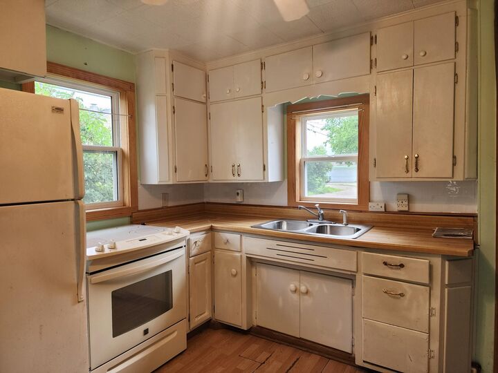 Property Photo:  200 Jessie Street  MN 55764 