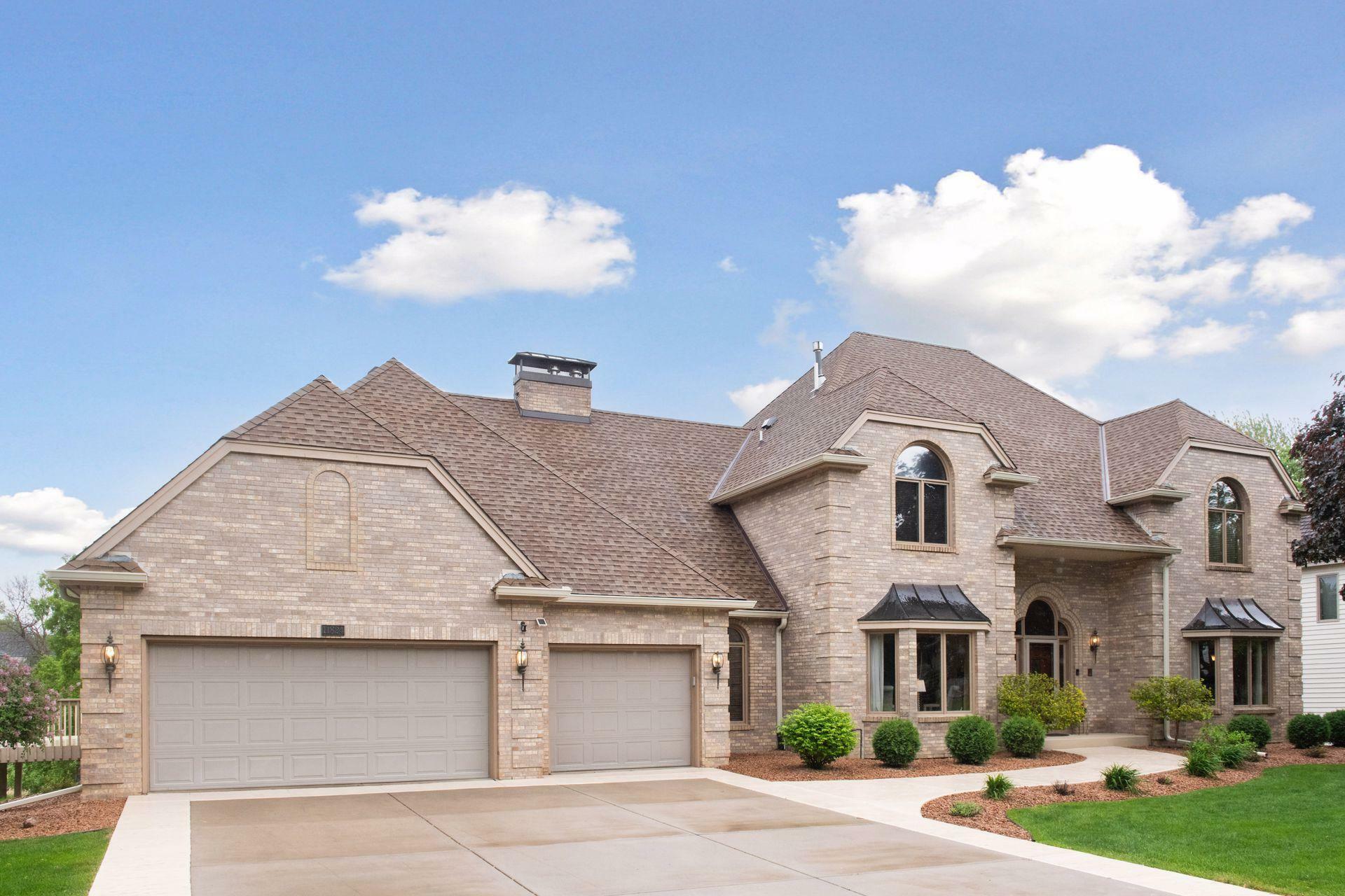 Property Photo: 11824 Welters Way MN 55347