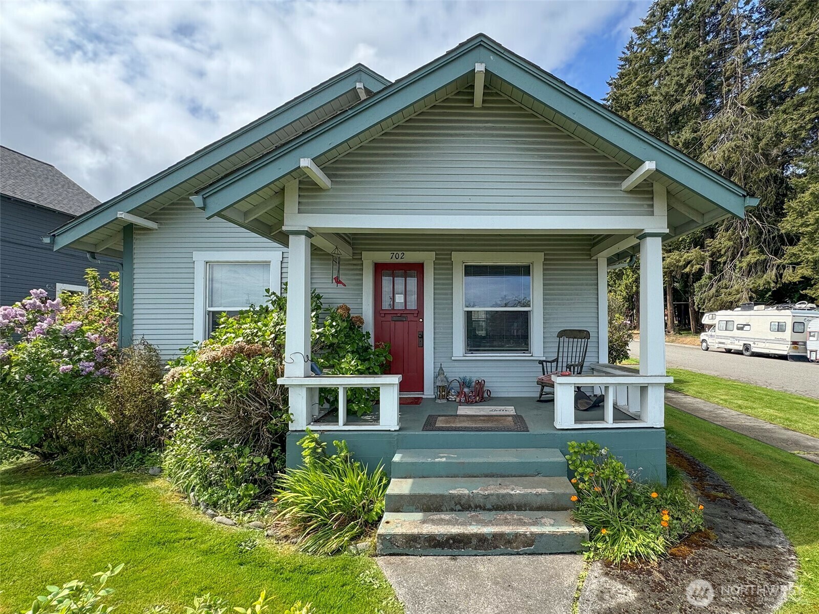 Property Photo: 702 E 2nd Street WA 98362