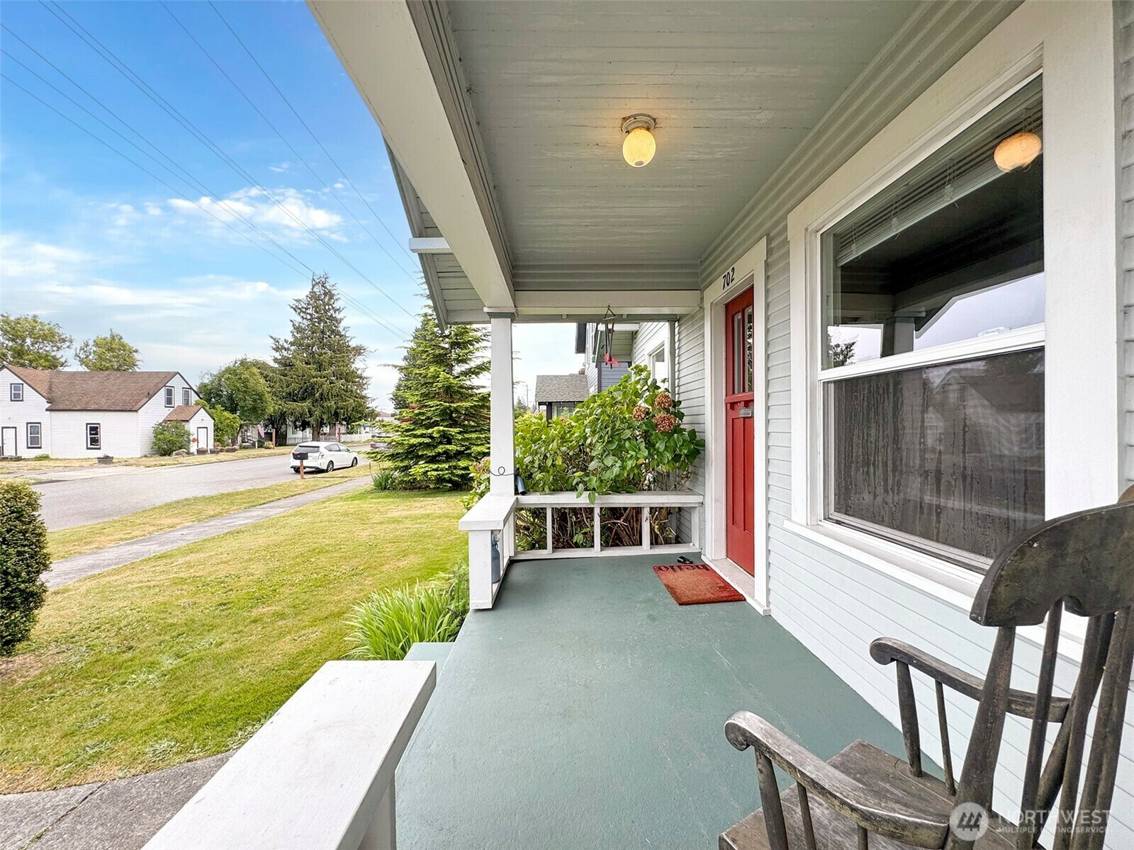 Property Photo: 702 E 2nd Street WA 98362