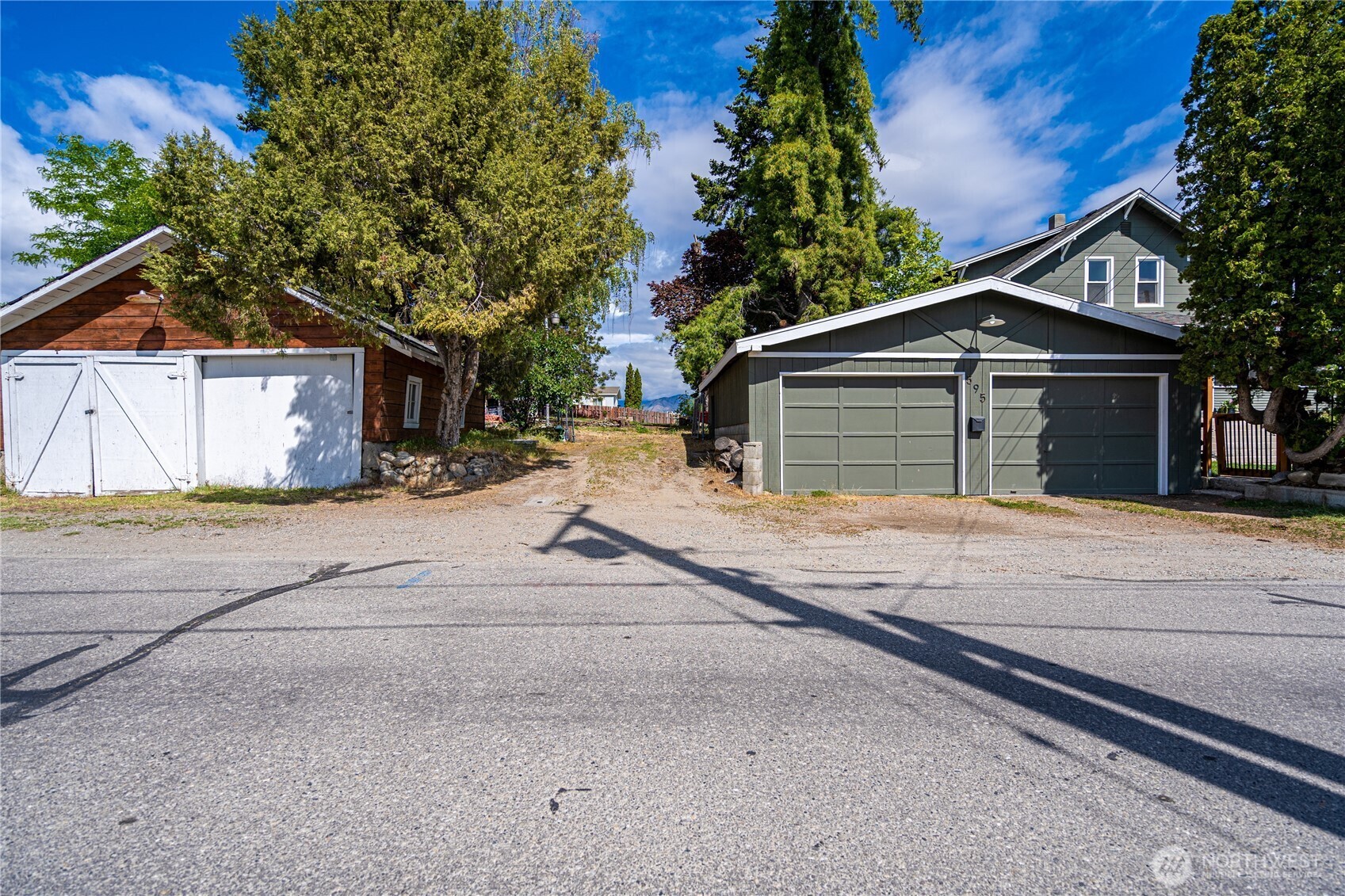Property Photo: 595 Division Street WA 98831