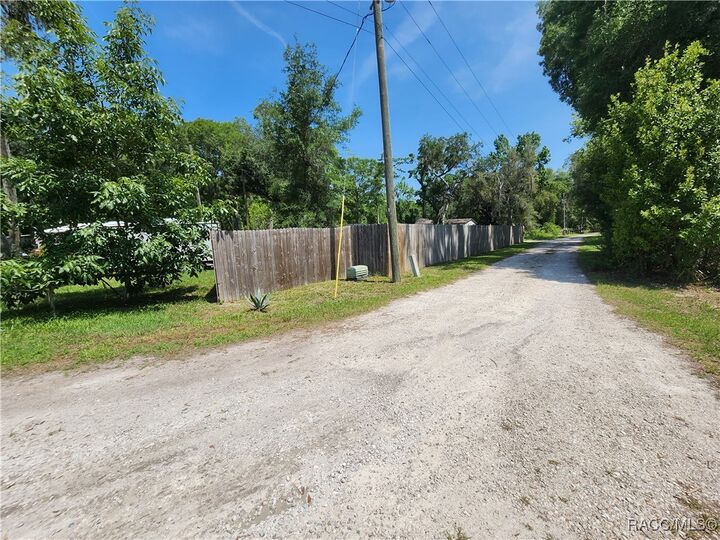 Property Photo: 7576 S Bobcat Point FL 34436