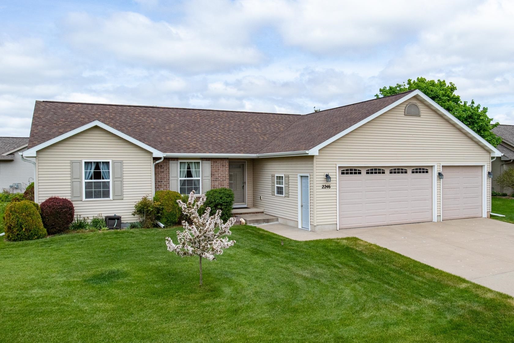 Property Photo: 2246 Hearthstone Drive WI 54130