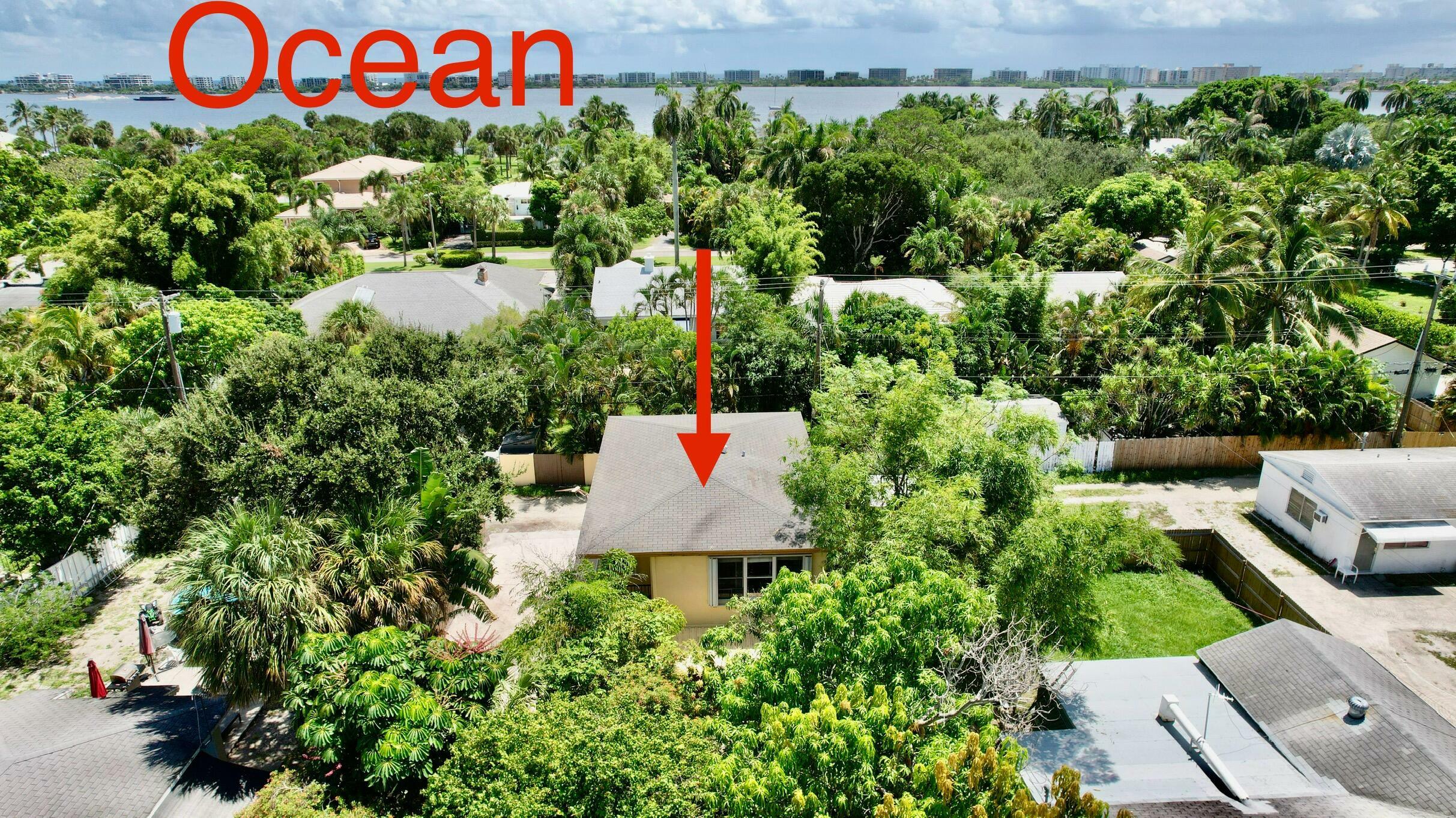 Property Photo: 1120 S Federal Highway FL 33460