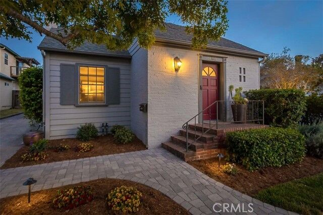 Property Photo: 1443 Iris Street CA 93401