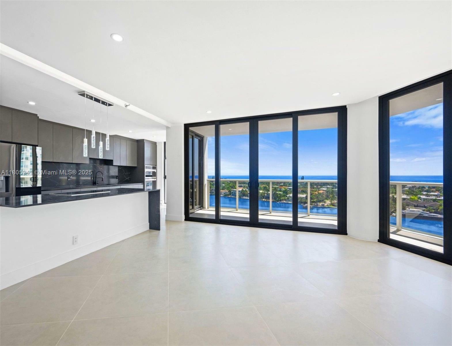 Property Photo: 20281 E Country Club Dr 1008 FL 33180