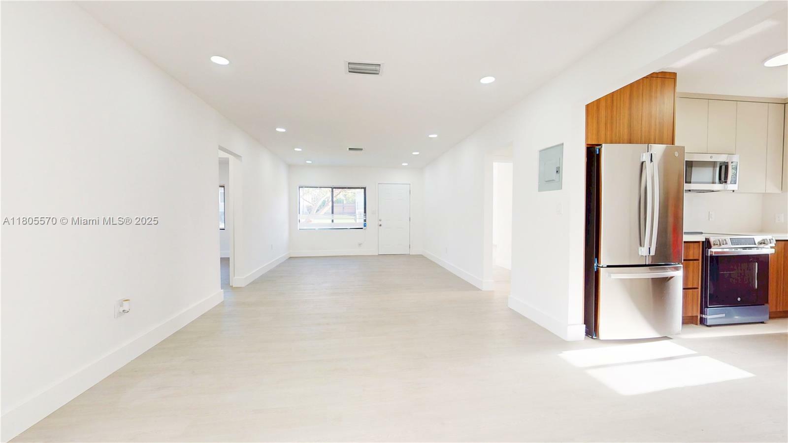 Property Photo: 355 NE 111th St FL 33161