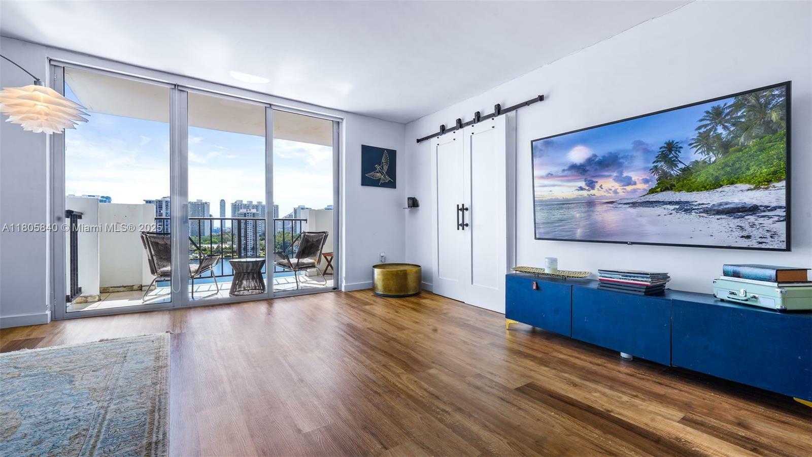 Property Photo: 2750 NE 183rd St 1610 FL 33160
