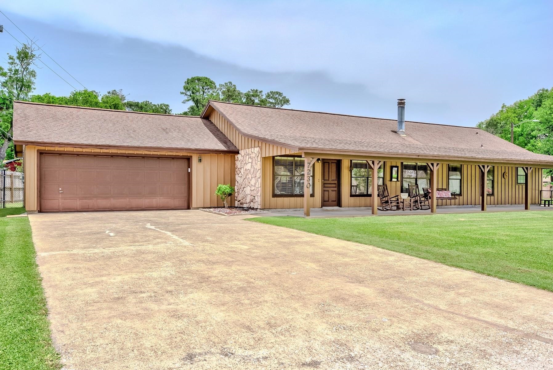 Property Photo: 7230 Firethorn TX 77708