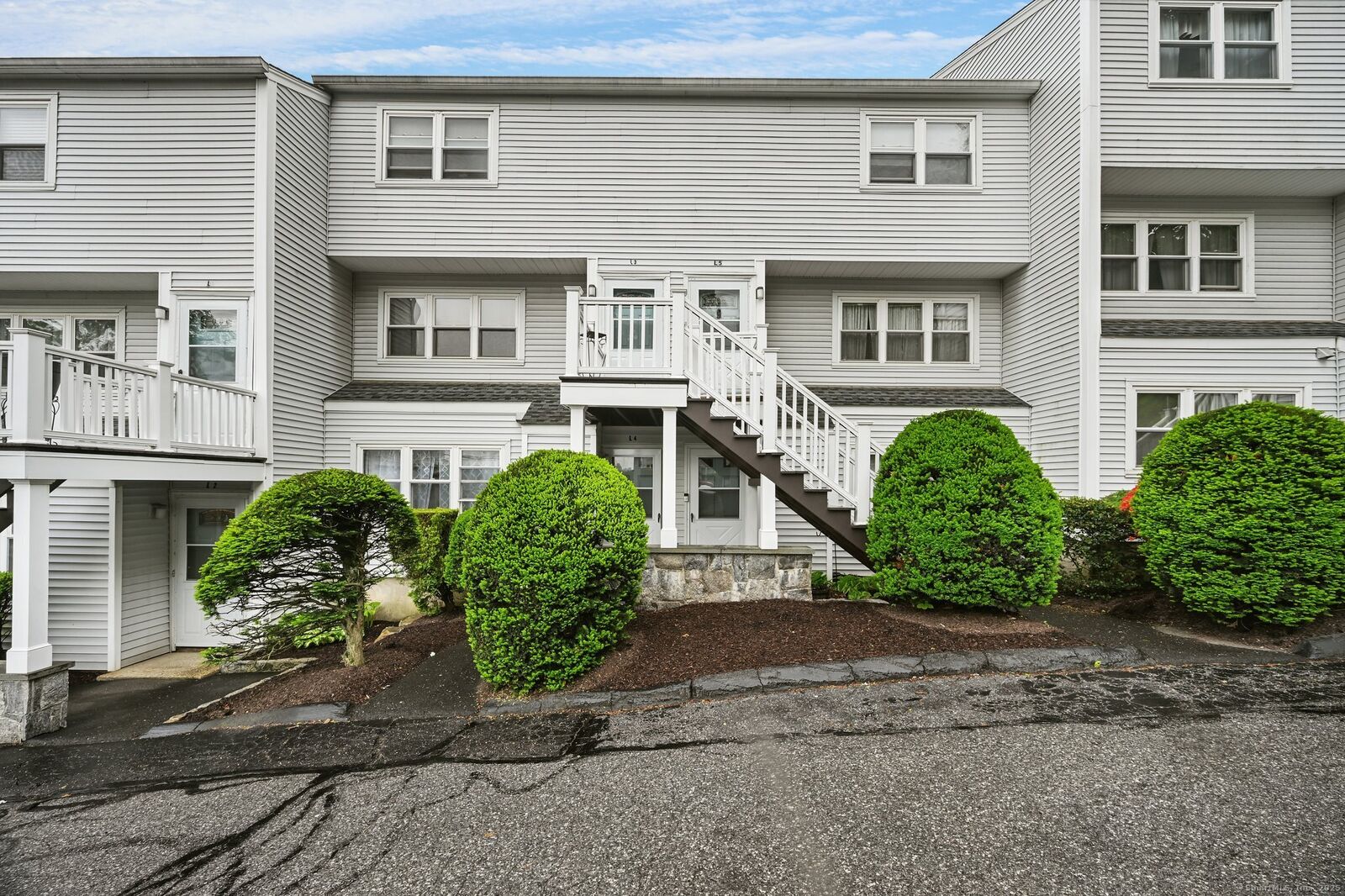 Property Photo: 29 Van Buren Avenue Apt L6 CT 06850