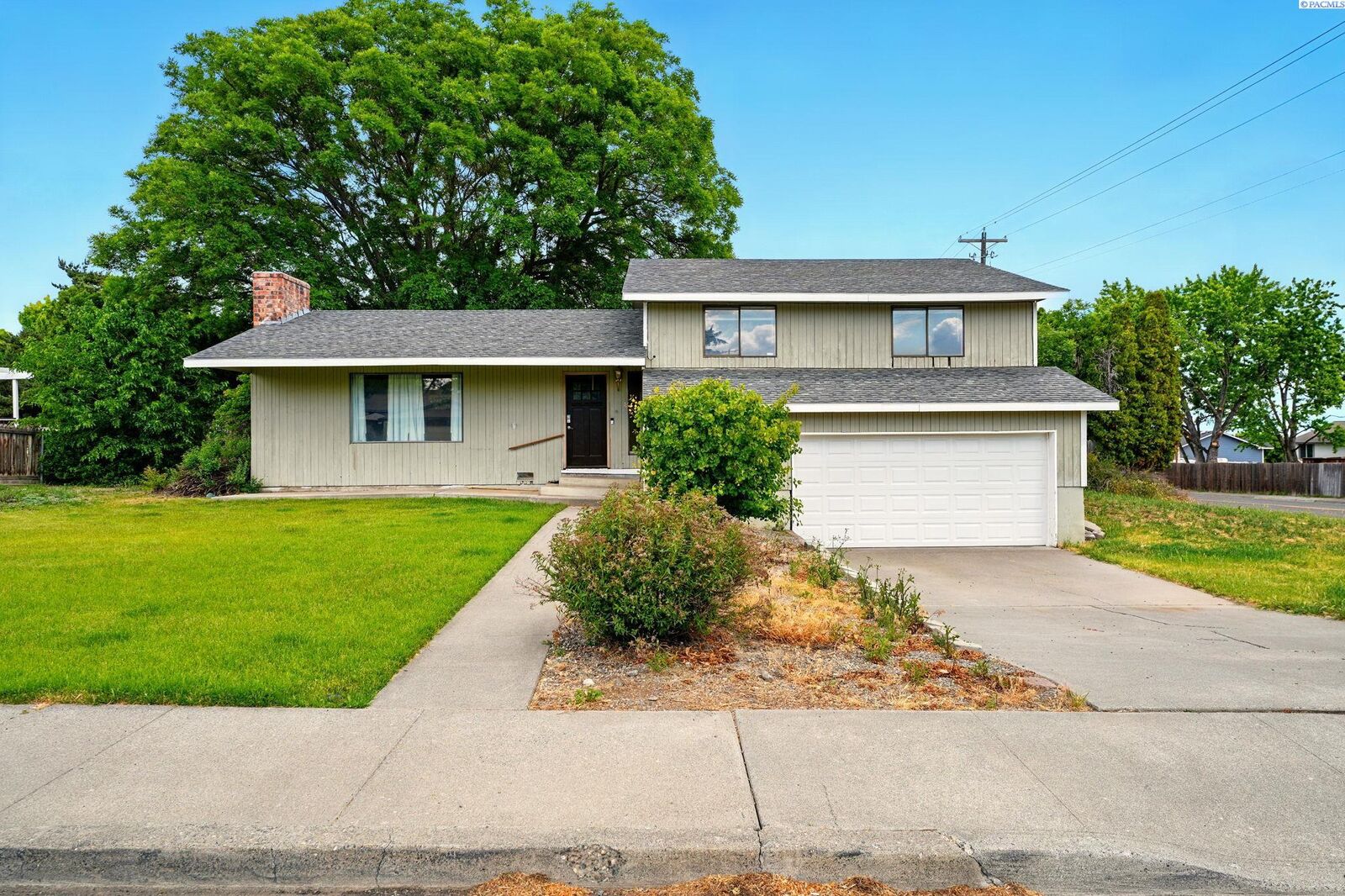 Property Photo:  1404 W 15th Ave  WA 99337-4606 