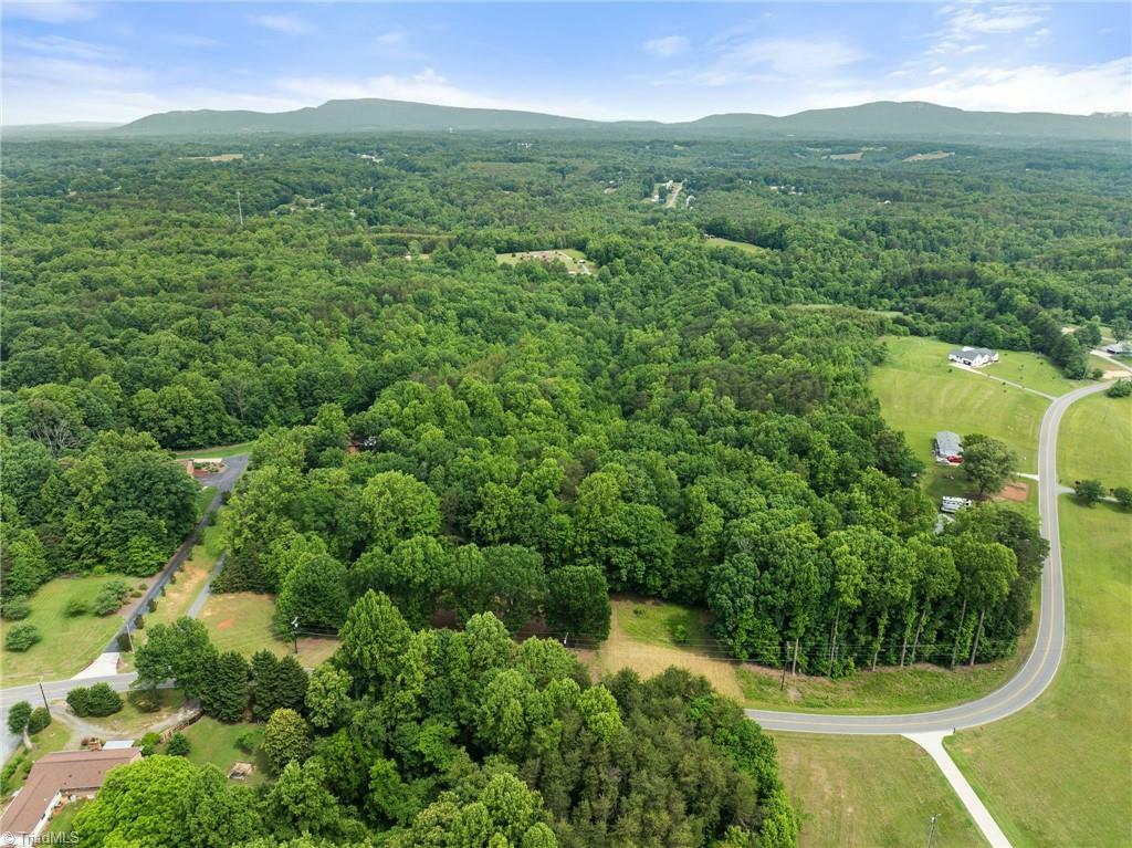 Property Photo: 1099 Slate Road NC 27021