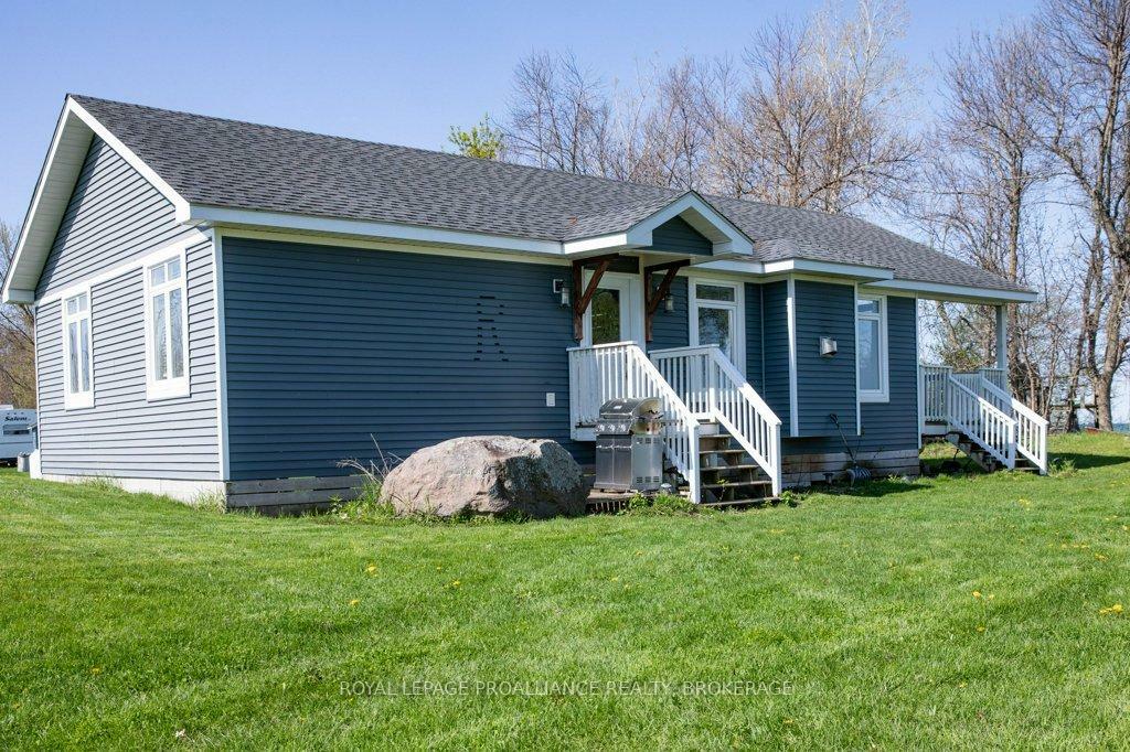 Property Photo: 166 Easy Lane ON K0H 2Y0