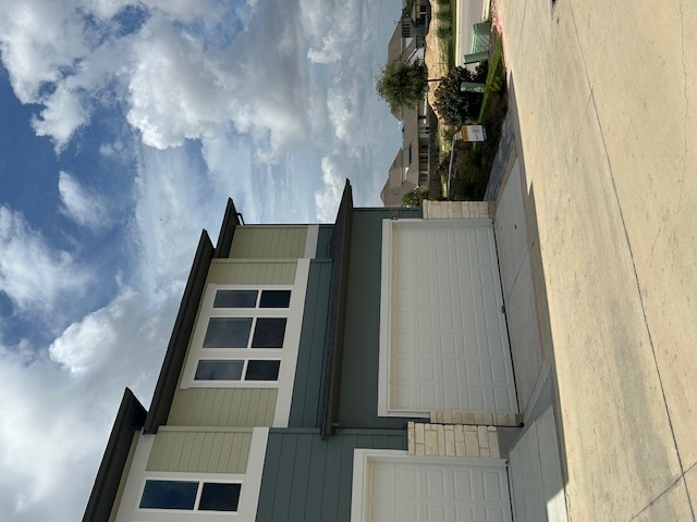 Property Photo: 1015 Vista View Drive 101 TX 78626