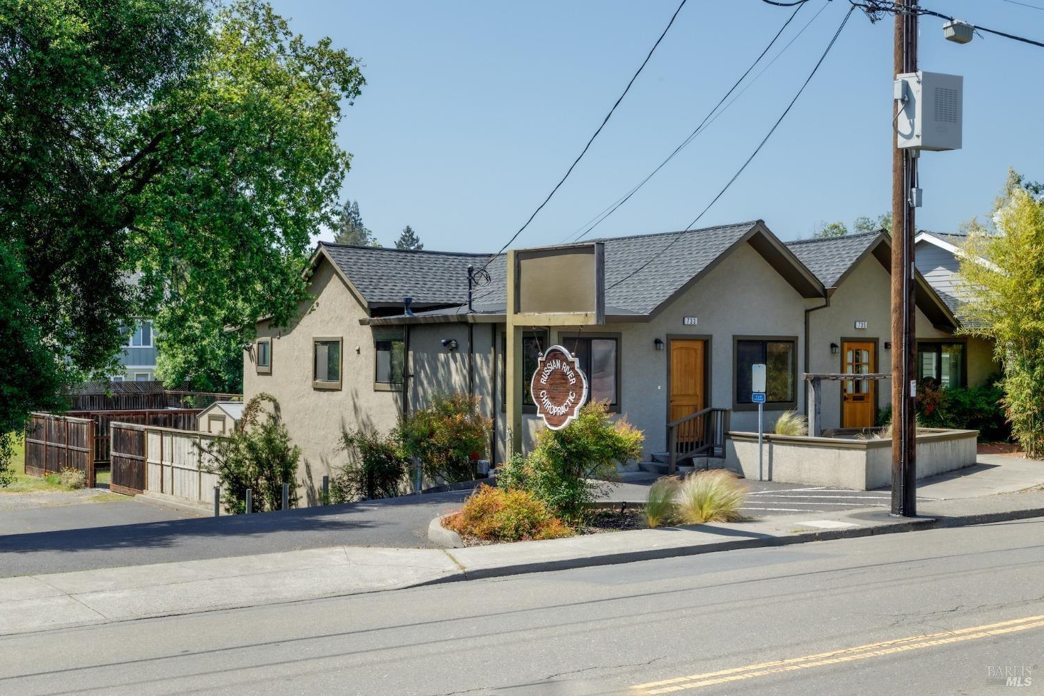 733 735 Healdsburg Avenue  Healdsburg CA 95448 photo