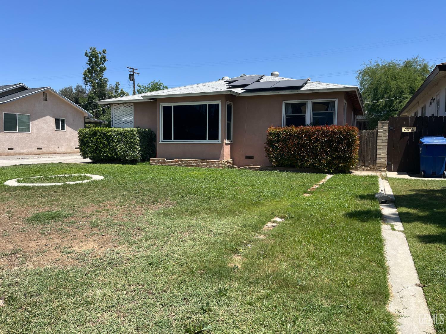 Property Photo: 1805 Morgan Lane CA 93306