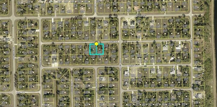 Property Photo: 1222 Count St E FL 33974