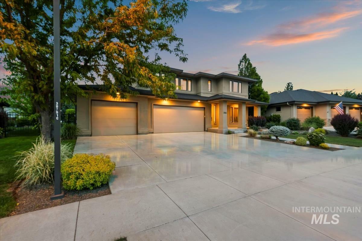 Property Photo: 7006 N Portbush Pl ID 83646