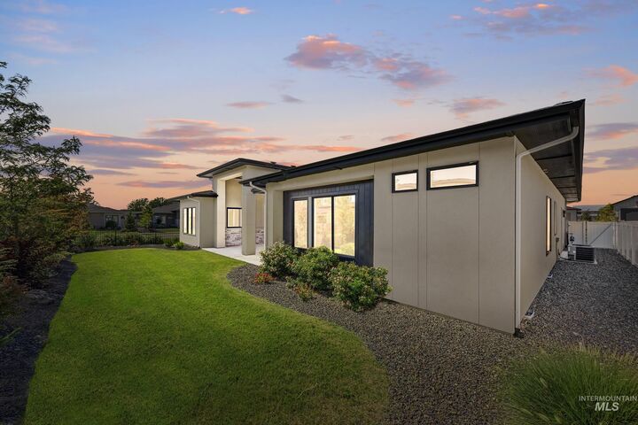 Property Photo:  3515 W Parodin St  ID 83616 