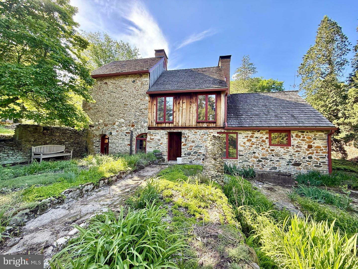Property Photo: 615 Westbourne Road PA 19382