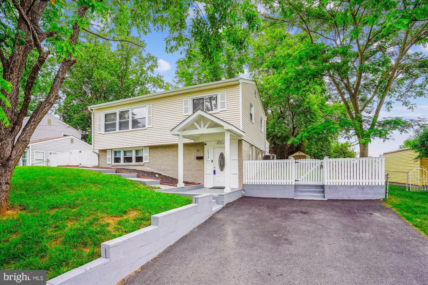 Property Photo:  14313 Randall Drive  VA 22191 