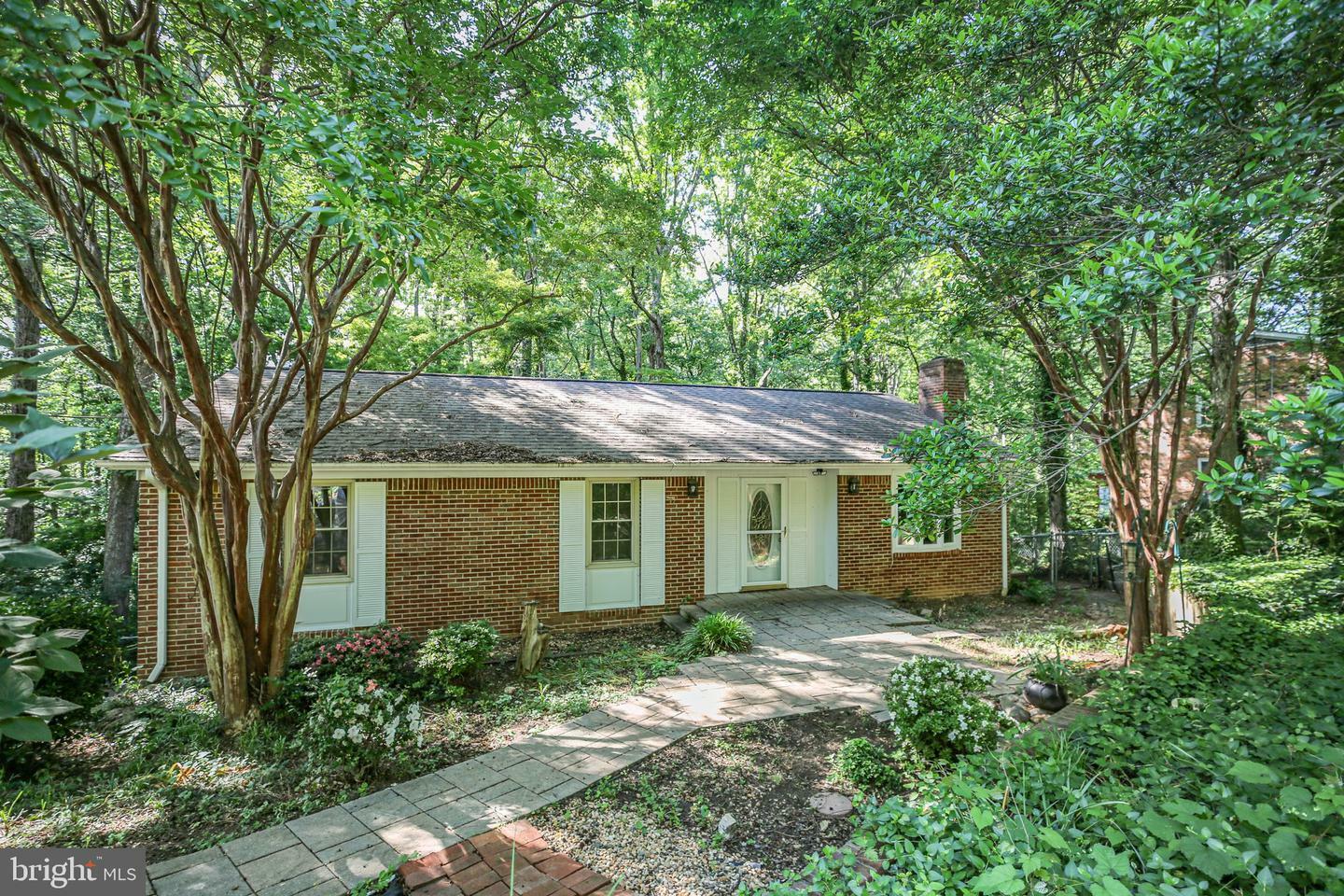 Property Photo: 207 Wilderness Lane VA 22401